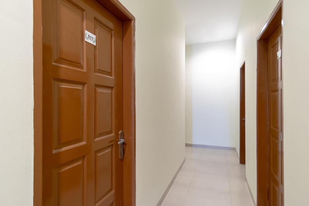 Oyo 1940 Cendana Homestay Syariah Медан Екстер'єр фото